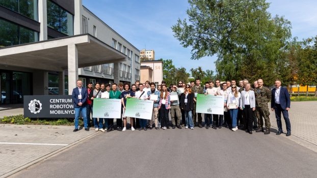 Uczestnicy preselekcji do konkursu ARES MAKEATHON