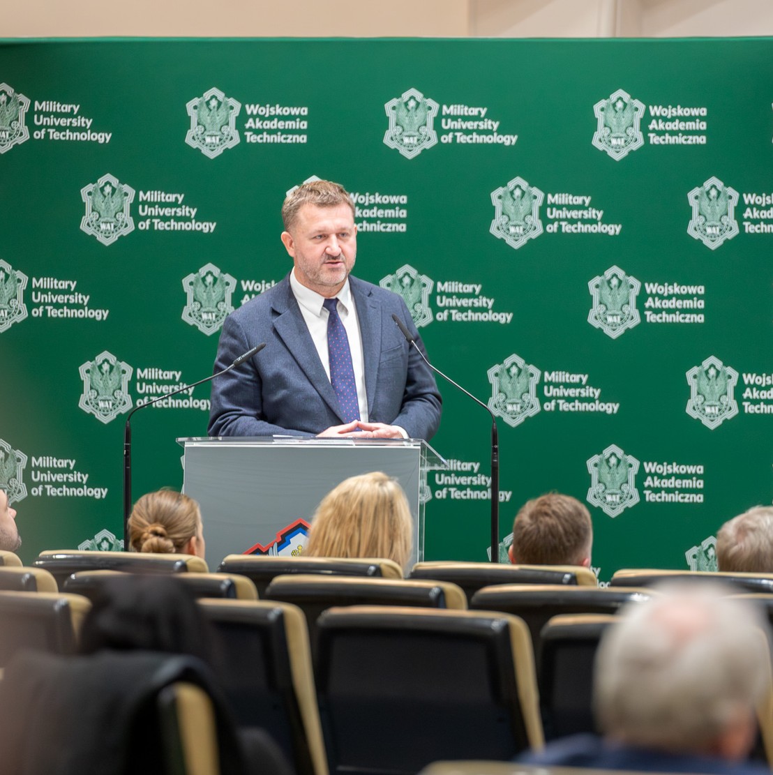 Pan Tadeusz Wachowski Polska Wytwórnia Papierów Wartościowych S.A.