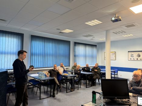 Szkolenie dotyczące kalibracji systemów ADAS w IPiT.