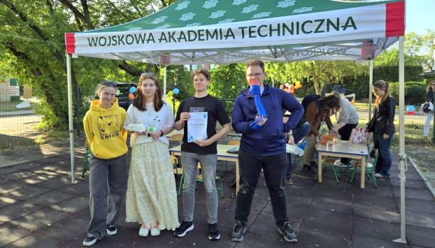 Studenci Koła BiIB na piknikach naukowych z okazji Dnia Dziecka
