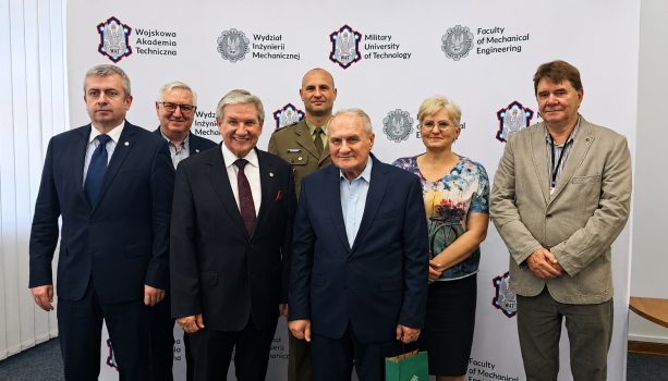 Gratulacje dla Profesora Tadeusza Dziubaka
