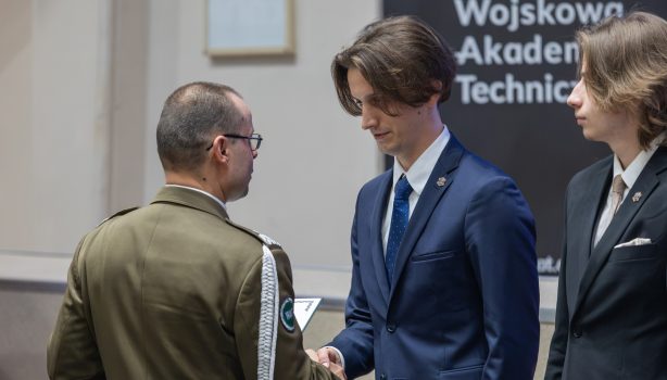 Nauczyciele i&nbsp;studenci Wydziału uhonorowani podczas obchodów Dnia Edukacji Narodowej
